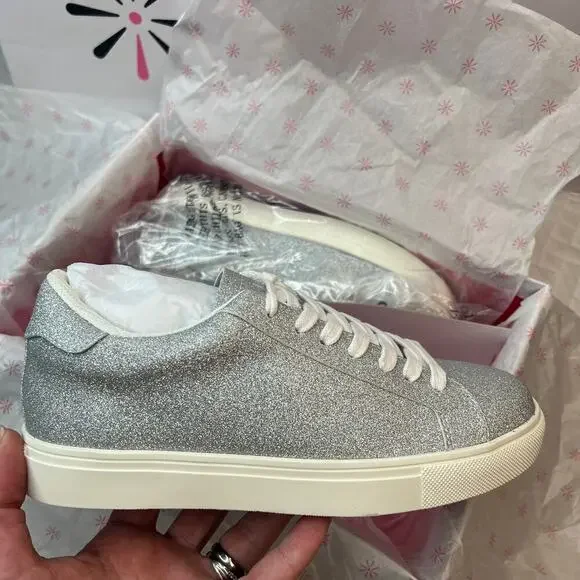 Isaac Mizrahi Glitter Sneakers Casual sz 5.5 Low-Top Lace-Up Womens Shoes Silver - Picture 3 of 10
